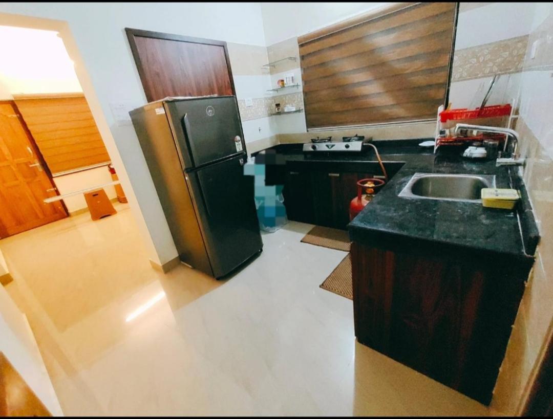 Corniche Beach Resort Mulappilangād Kültér fotó