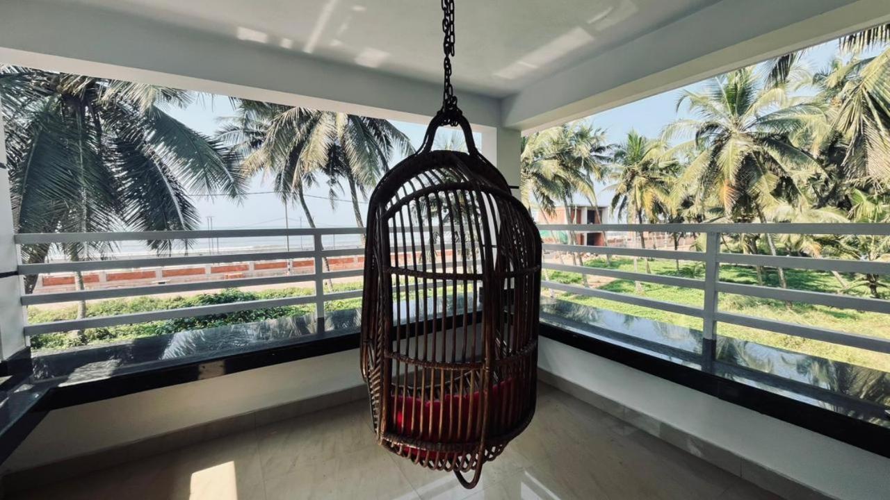 Corniche Beach Resort Mulappilangād Kültér fotó